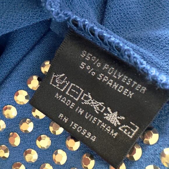 BELLDINI Top size 2X Cerulean Blue Asymmetrical V Neck Gold Bling Stretch NWT - Picture 4 of 6